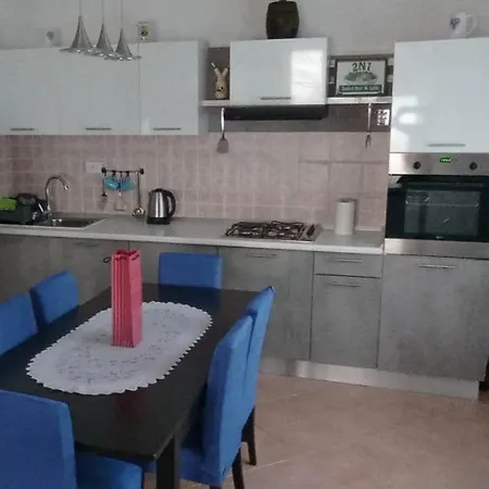 App Zeljka, 200m Novi Vinodolski