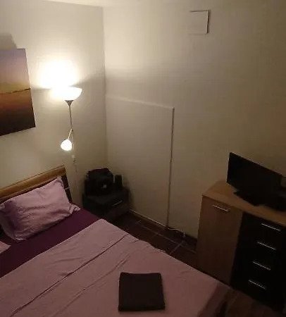 Apartamento App Zeljka, 200m