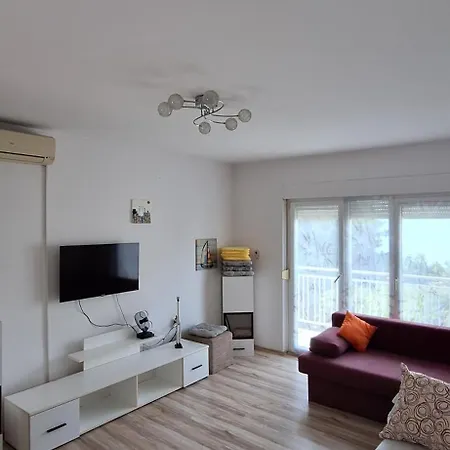 Apartamento App Zeljka, 200m